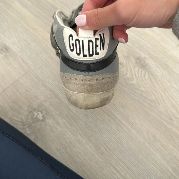 Limited Edition Golden Goose Midstar Sneakers!